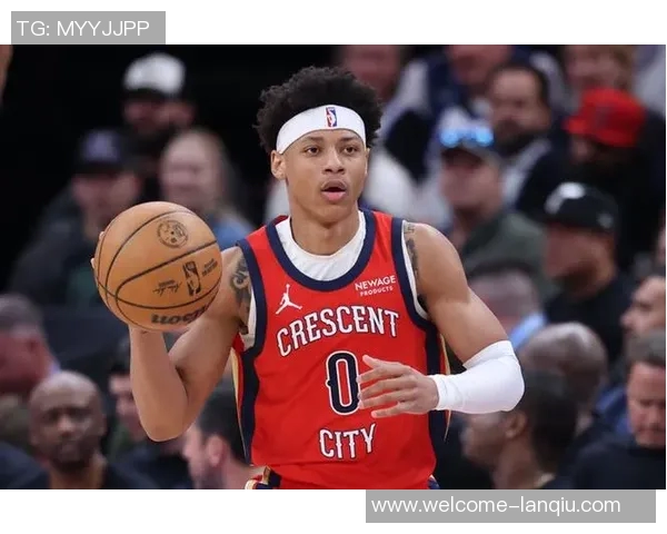 费尔斯与埃奇库姆联手发威雷诺克利福德表现抢眼小杨贡献1板1助助力球队